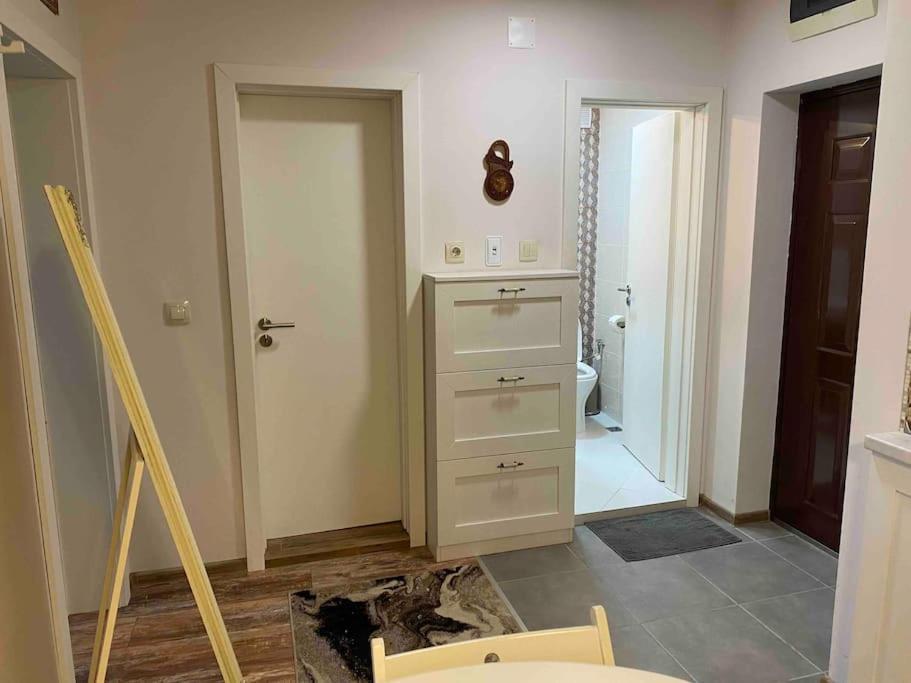 Stylish Magenta Apartment - Terrace & Free Parking Sofia Exterior photo